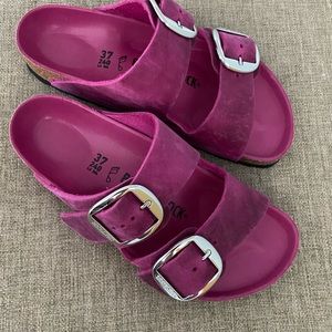 Oiled Leather Festival Fuchsia Arizona Birkenstock Big Buckle 37 Regular Width